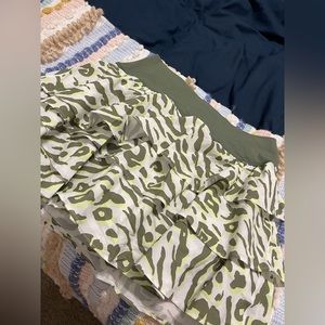 Aerie camo skirt